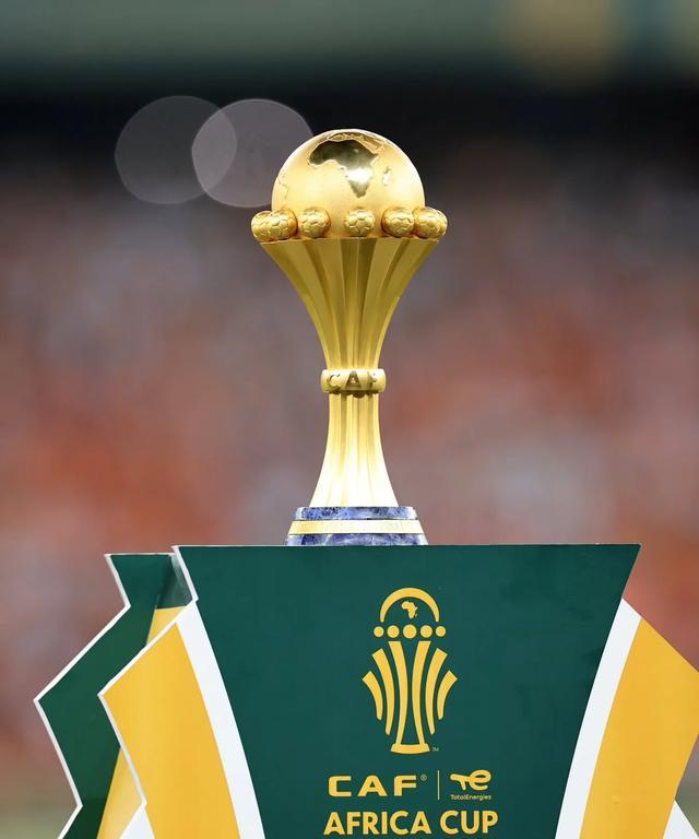 官方：梅西当选美职联年度最有价值球员，为蝉联该奖项第一人（美职联官方宣布：梅西荣膺年度MVP，史上首位实现蝉联）