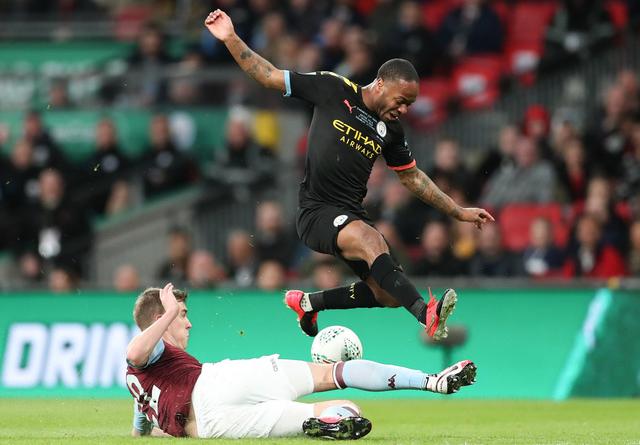 德天空：莱万冬窗不会离开巴萨，也还没有考虑明夏退役（德媒：莱万今冬留守巴萨，暂未考虑明夏退役）