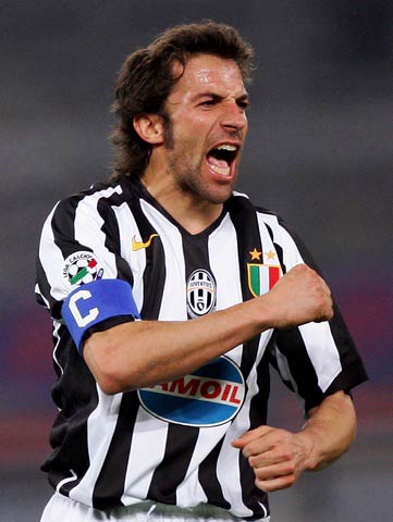 世体：拉什福德提升巴萨角球转化效率，但直接任意球仍需努力（世体：拉什福德助巴萨角球效率上扬，直接任意球仍有提升空间）