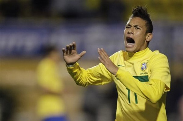 F1阿布扎比排位战报：维斯塔潘强势夺杆，诺里斯第2，皮亚斯特里第3（F1阿布扎比排位赛：维斯塔潘夺杆位，诺里斯第二，皮亚斯特里第三）