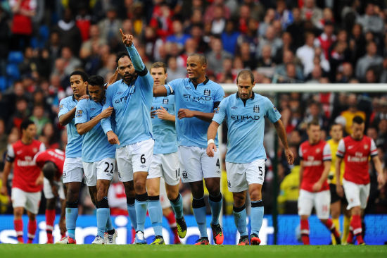 2-0！五大联赛最猛队诞生：三线连续18场不败，同时领跑英超+欧冠（2-0再奏凯！顶级联赛最强势球队三线豪取18场不败，英超与欧冠双线领跑）