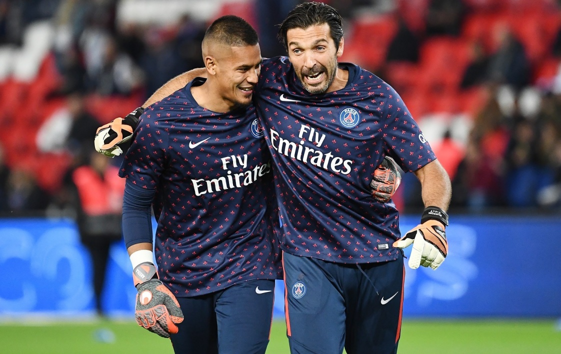 德甲战报：伯格1射1传，霍芬海姆3-0完胜奥格斯堡（德甲：伯格传射建功，霍芬海姆3-0零封奥格斯堡）