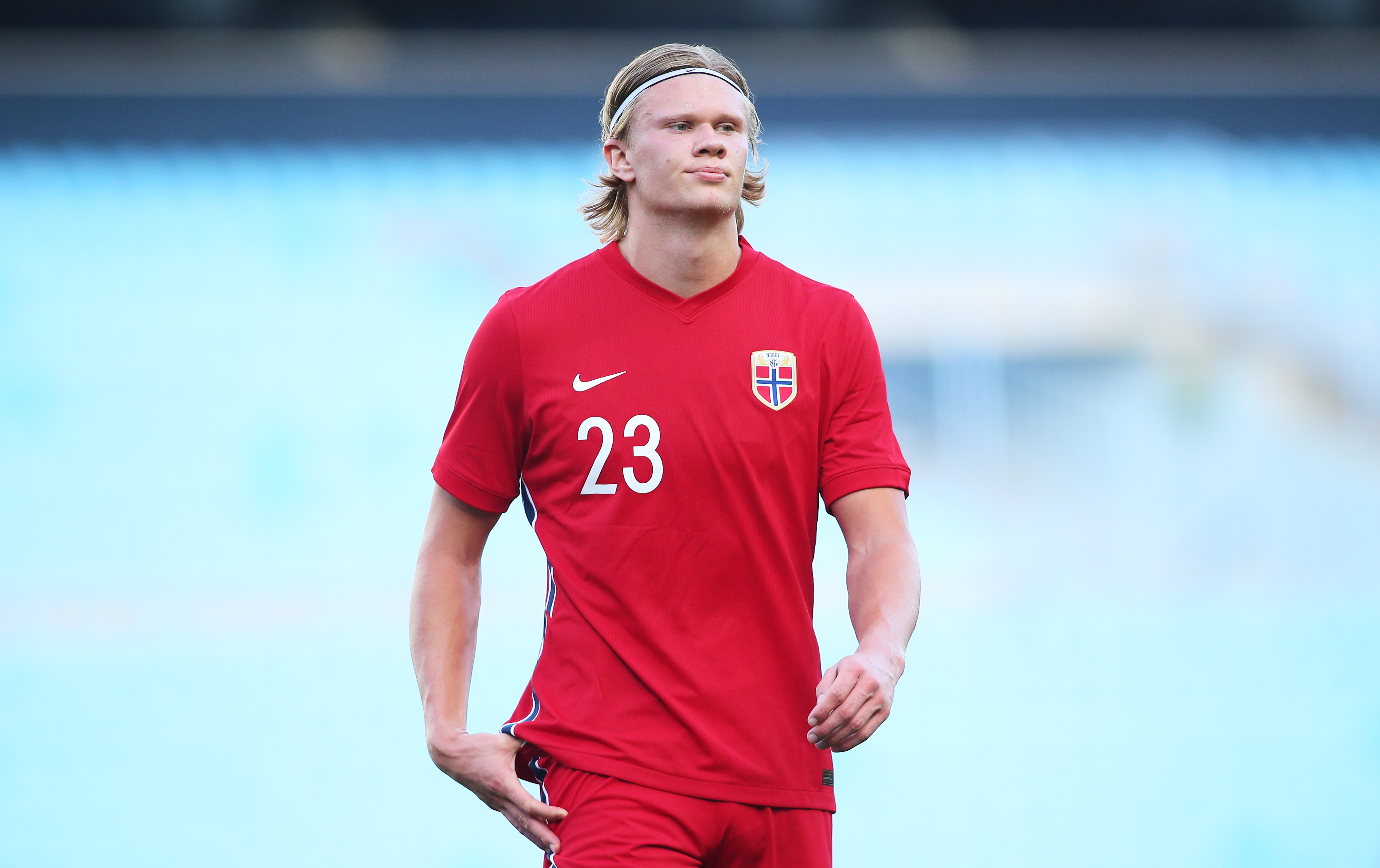 镜报：哈兰德国家队队友因分享非法视频被起诉并判刑（镜报：哈兰德国家队队友因传播非法视频遭起诉并获刑）