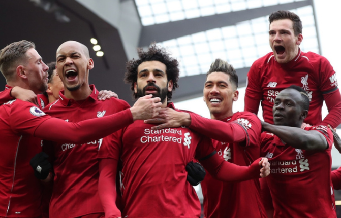 海港夺冠历程：上半程排第4，对BIG4仅取1分；下半程11胜2平2负（海港问鼎之路：前半程第4、对BIG4仅1分；后半程11胜2平2负）