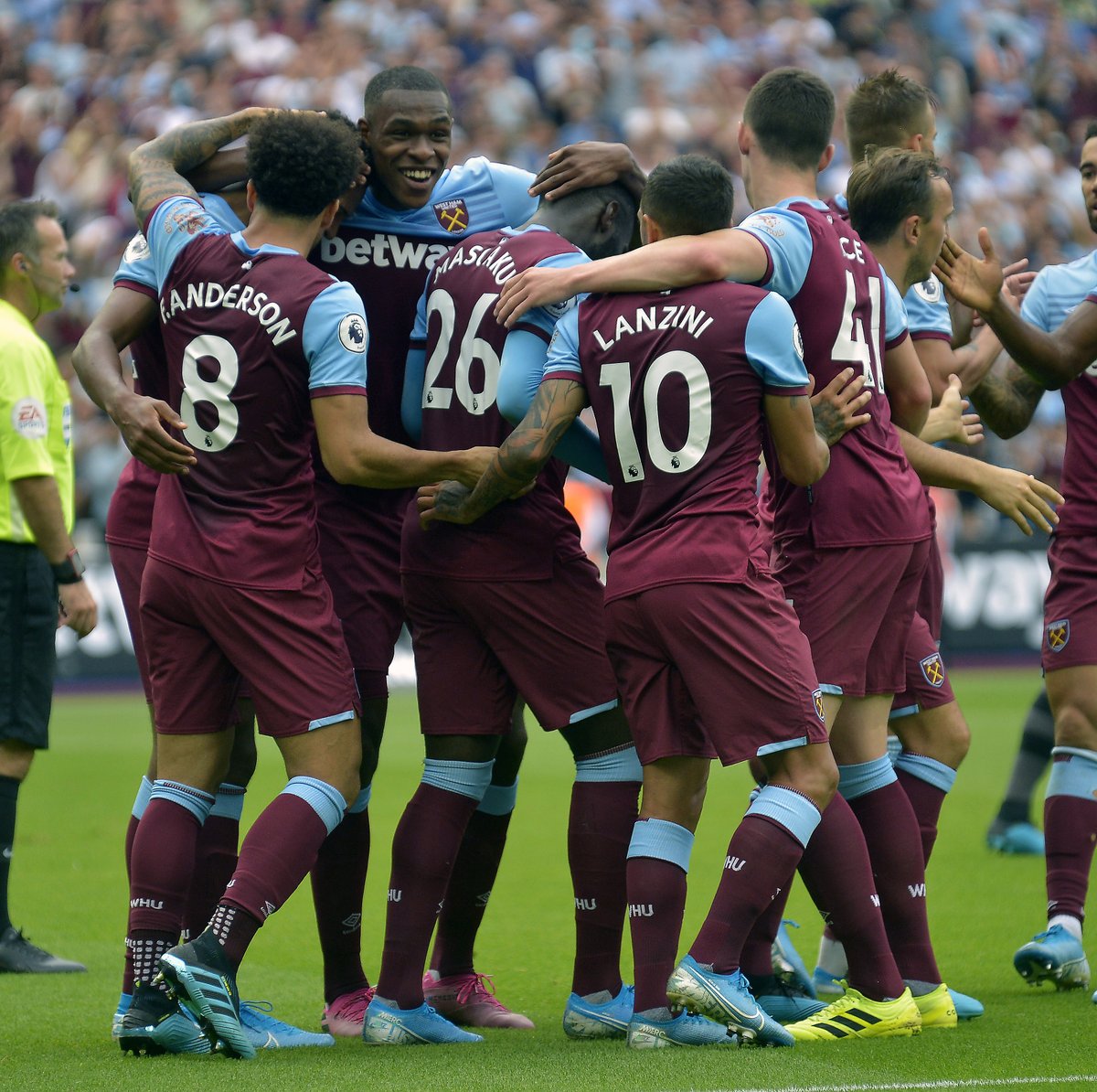 官方：梅西当选迈阿密国际年度MVP，阿尔巴当选最佳防守球员（官宣：梅西获评迈阿密国际年度MVP，阿尔巴当选最佳后卫）